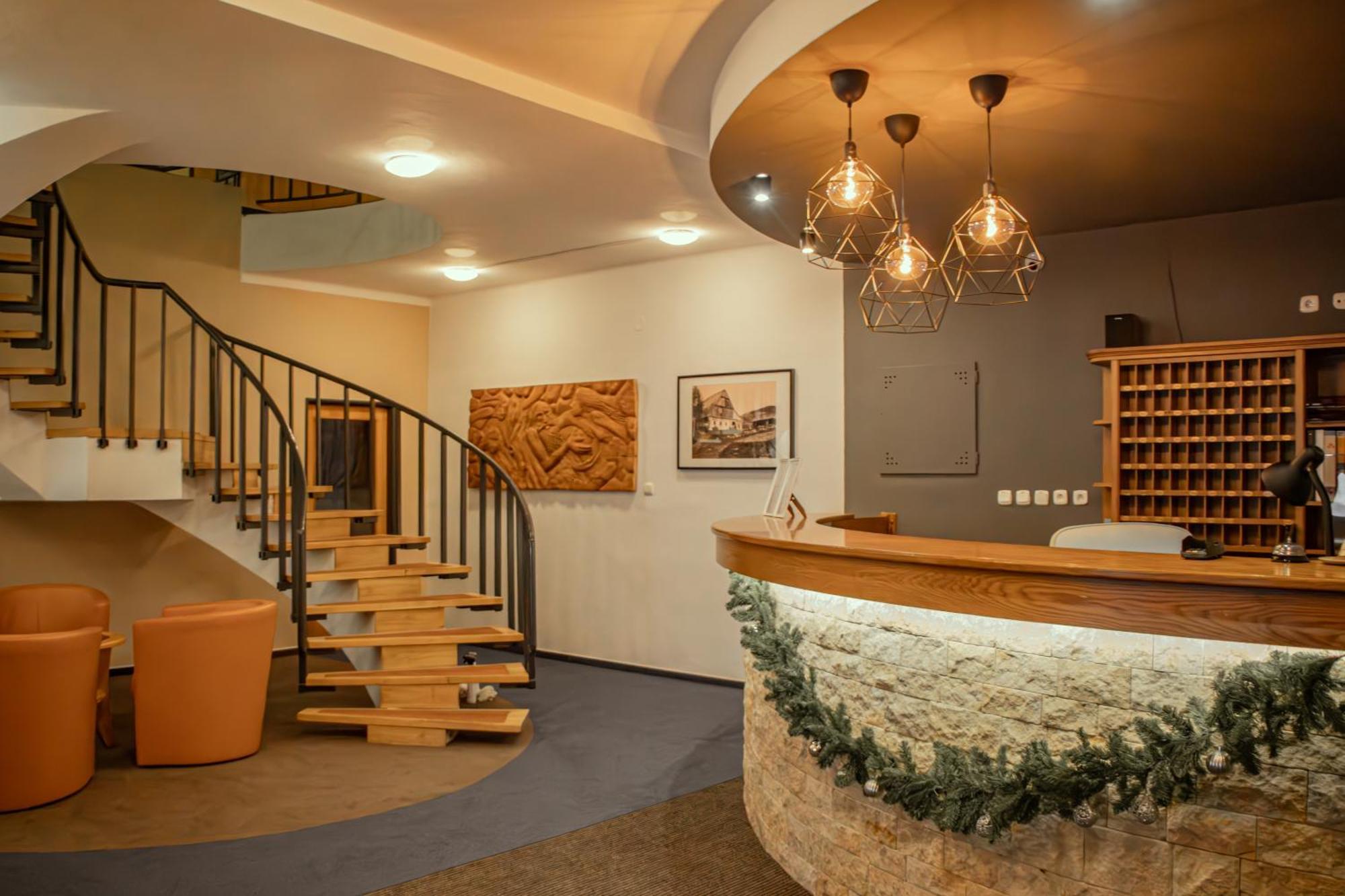 Hotel Esprit Spindleruv Mlyn Exterior photo